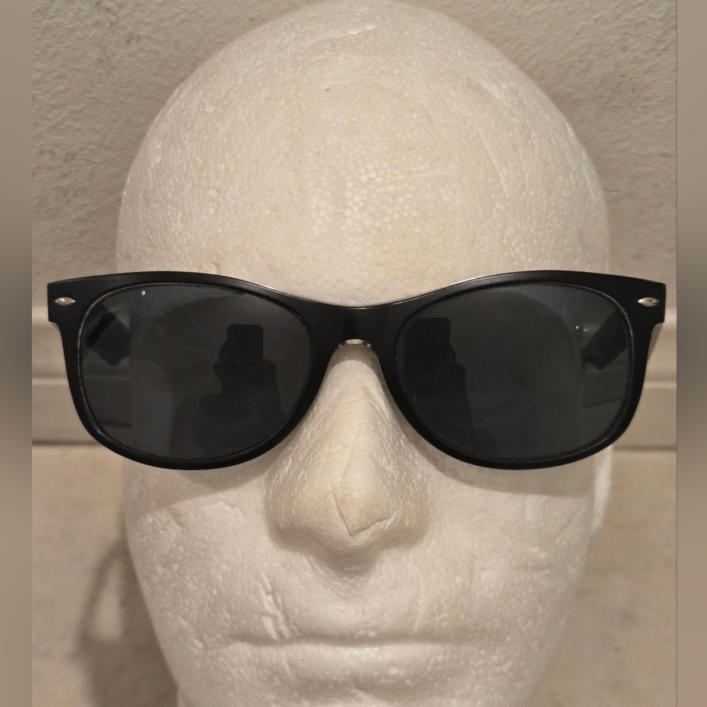 Ray-Ban Wayfarer Black Frame Prescription Lens - Picture 4 of 10